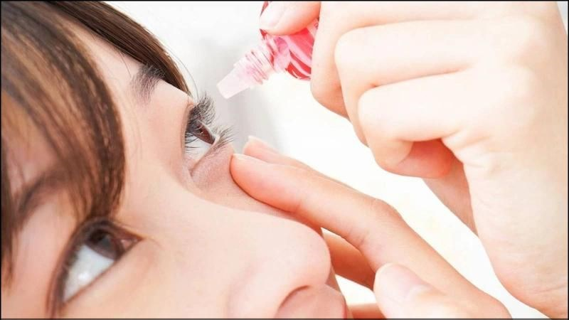 Bôi kem chống nắng bị cay mắt cần chú ý đến cách khắc phục